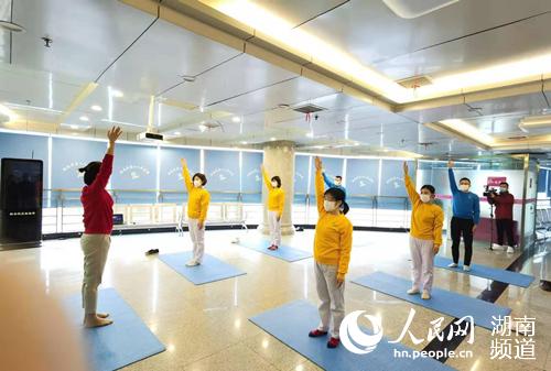 湖南開通心理咨詢與危機(jī)干預(yù)24小時服務(wù)熱線，助力公眾心理健康